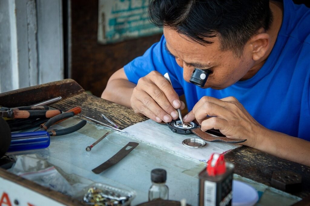 The Art of Repairing and Restoring Damaged Bracelets